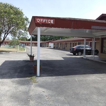 The Hills Motel Junction Bagian luar foto