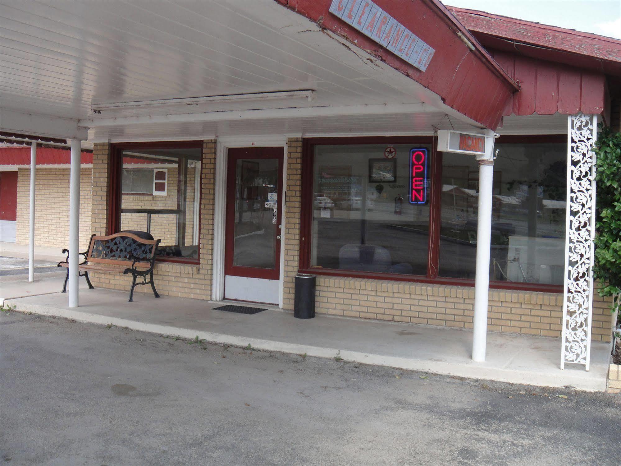 The Hills Motel Junction Bagian luar foto